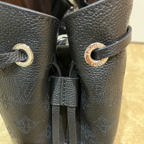 LV handbag - Picture 4 of 11